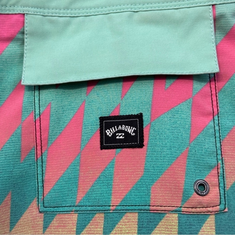 Billabong Recycler Fifty50 Pro Boardshorts 38 Multicolor Geometric Surf Swim - Picture 3 of 5